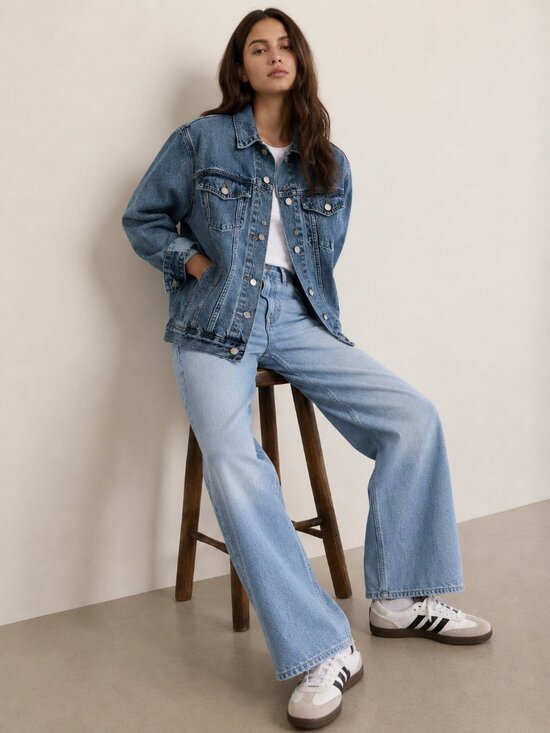 GAP Jackets & Blazers - GAP Women’s Vintage Wash Denim Jacket - Blue